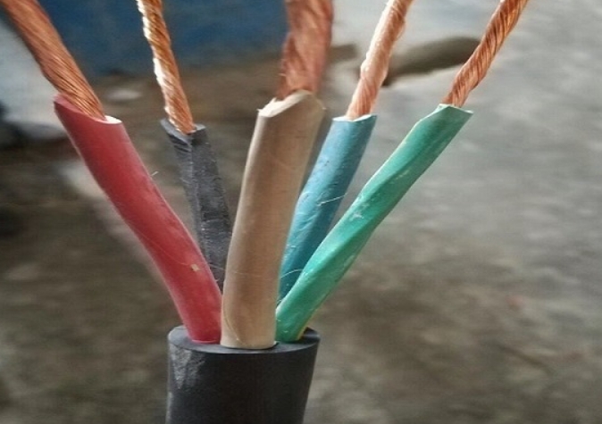 輻照交聯(lián)絕緣電纜采用輻照的方式交聯(lián)別無(wú)選擇.jpg 輻照交聯(lián)絕緣電纜采用輻照的方式交聯(lián)別無(wú)選擇.jpg